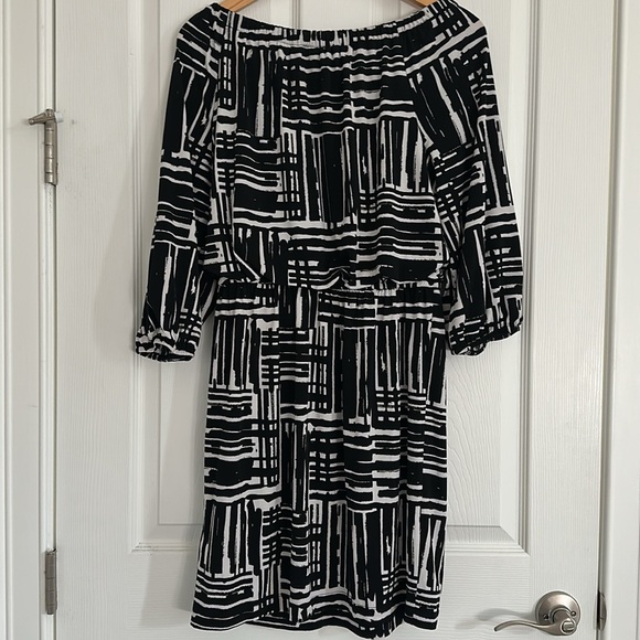 AB Studio Black and White Patterned Women's Dress - Picture 5 of 8